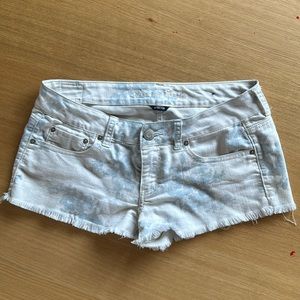 EUC AE floral low rise short shorts